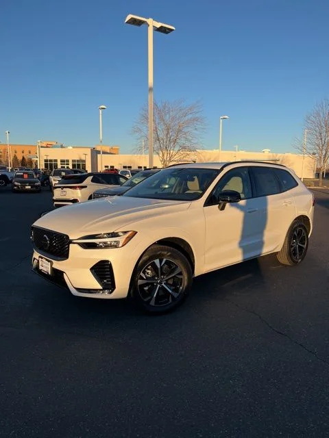 2026 Volvo XC60 Core - Photo 7