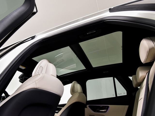 New 2026 Polar White Mercedes-Benz GLC 300 image 72