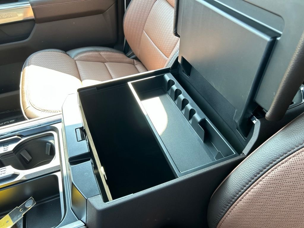 New 2026 Star White Metallic Tri-Coat Ford King Ranch image 35