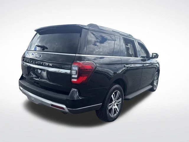 Used 2024 Black Ford Limited image 8