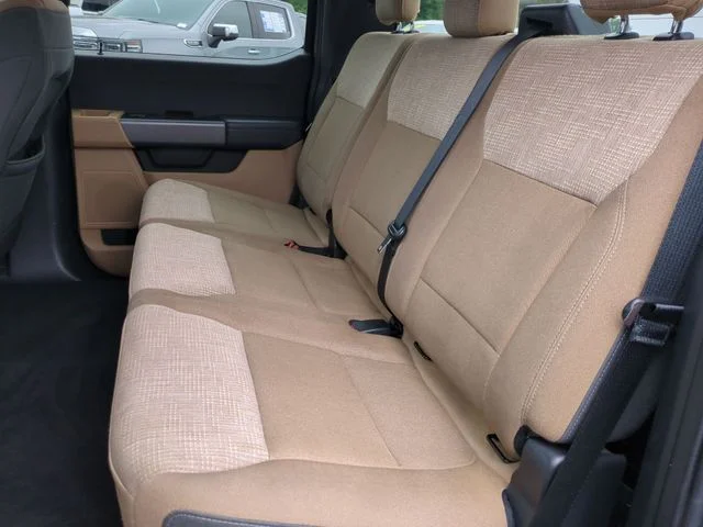 Used 2023 Black Ford XLT image 21