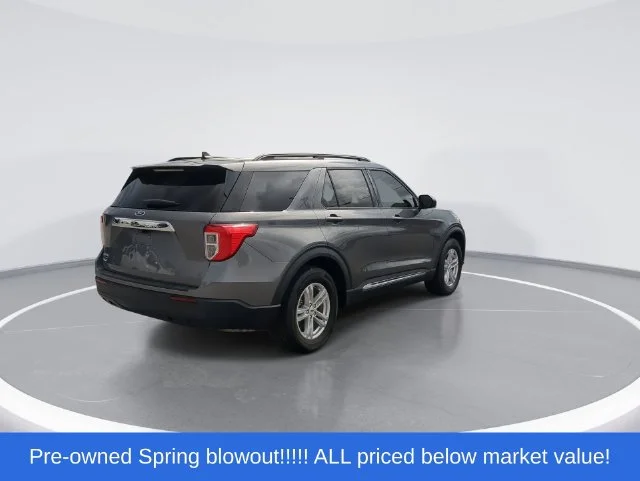 Used 2023 Gray Ford XLT image 8