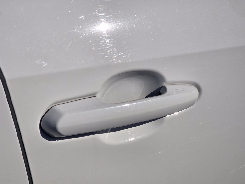 Certified Used 2022 White Toyota XLE image 18