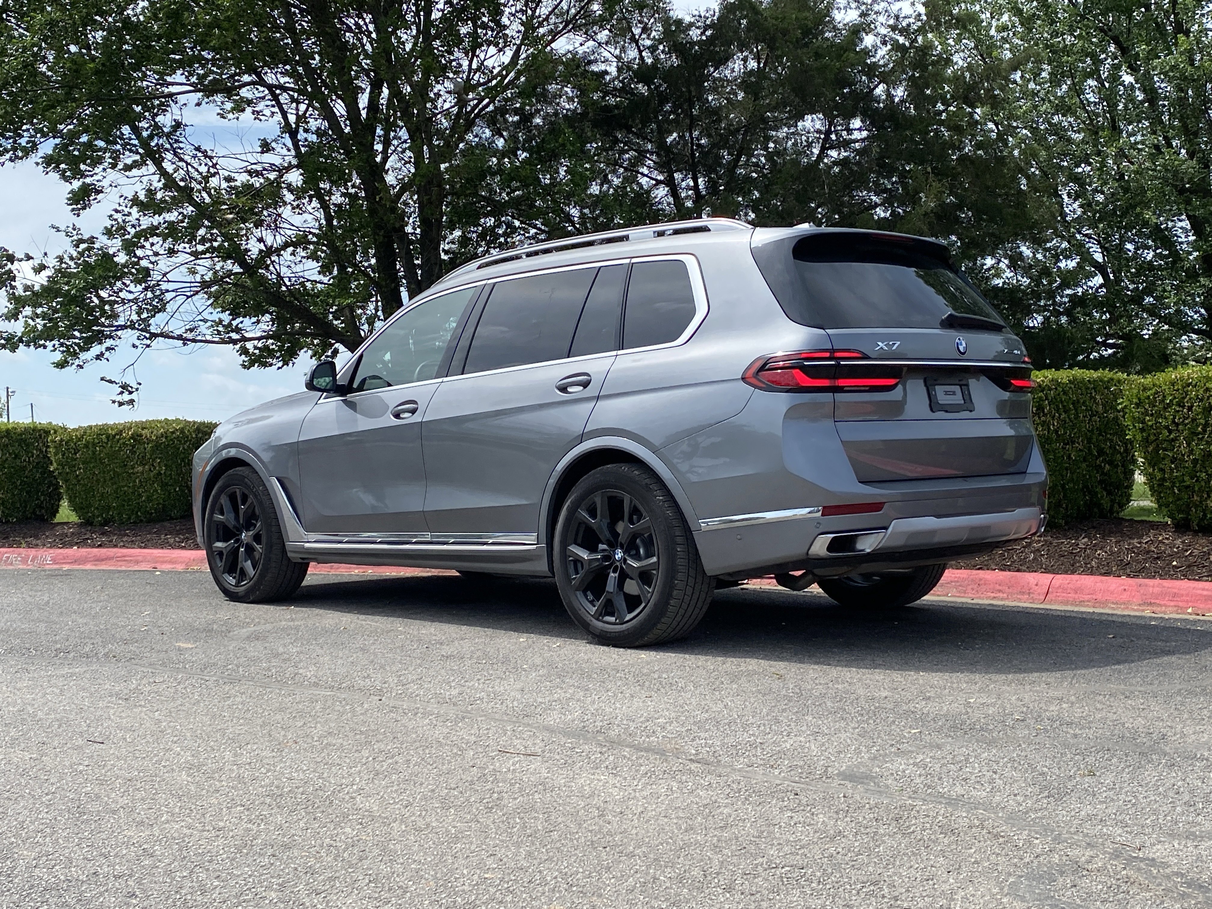 Certified Used 2026 Skyscraper Gray Metallic BMW xDrive40i image 10