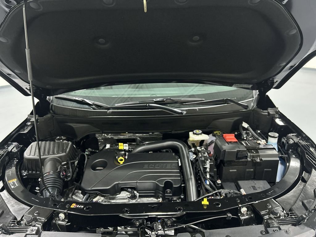 2026 Chevrolet Equinox LT - Photo 18