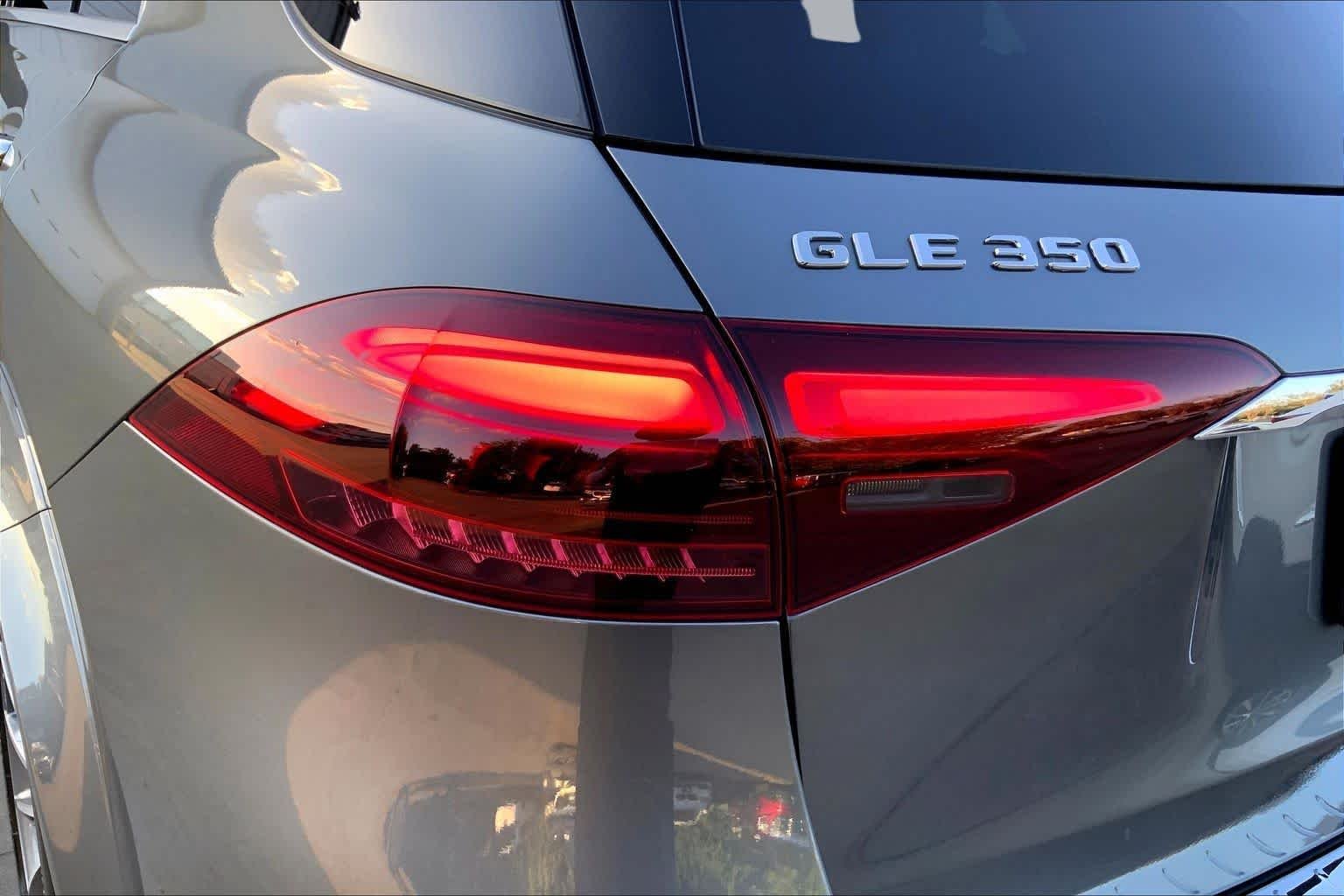 Used 2025 Selenite Grey Metallic Mercedes-Benz GLE 350 image 29