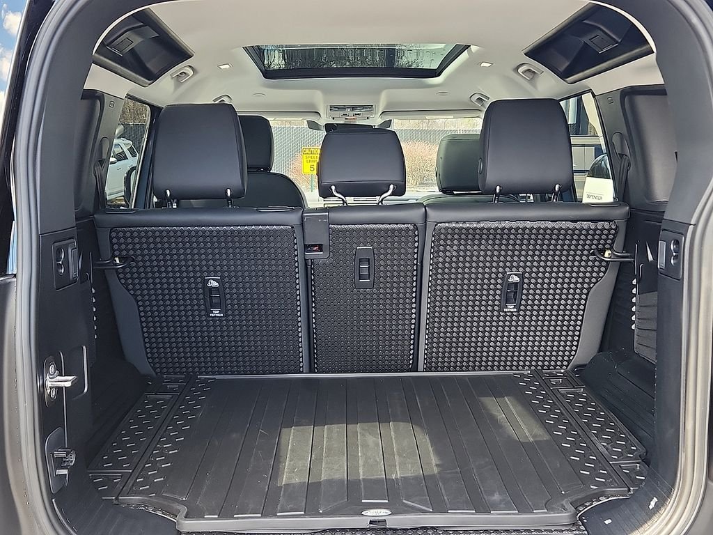 2025 Land Rover Defender S - Photo 30