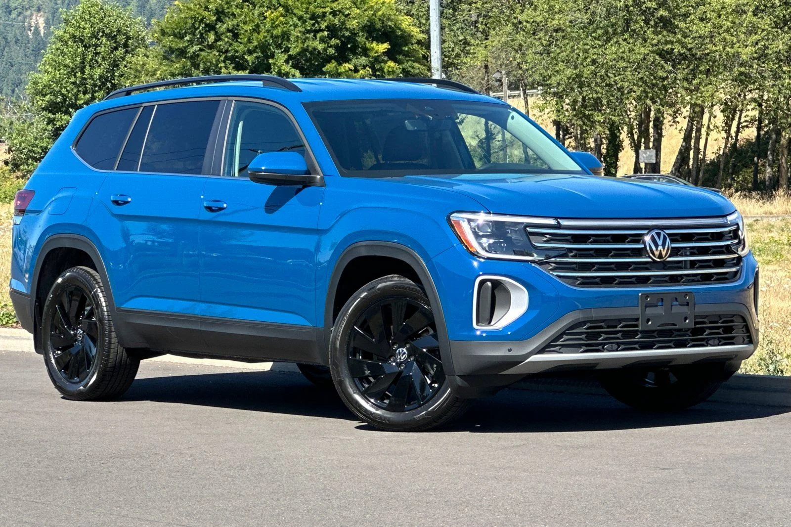 New 2026  Volkswagen 2.0T SE w/Technology image 1