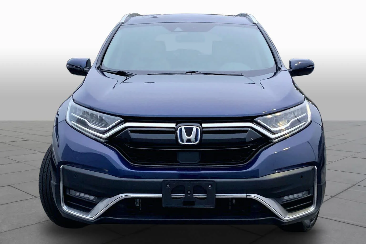 Used 2022 Obsidian Blue Pearl Honda Touring image 4