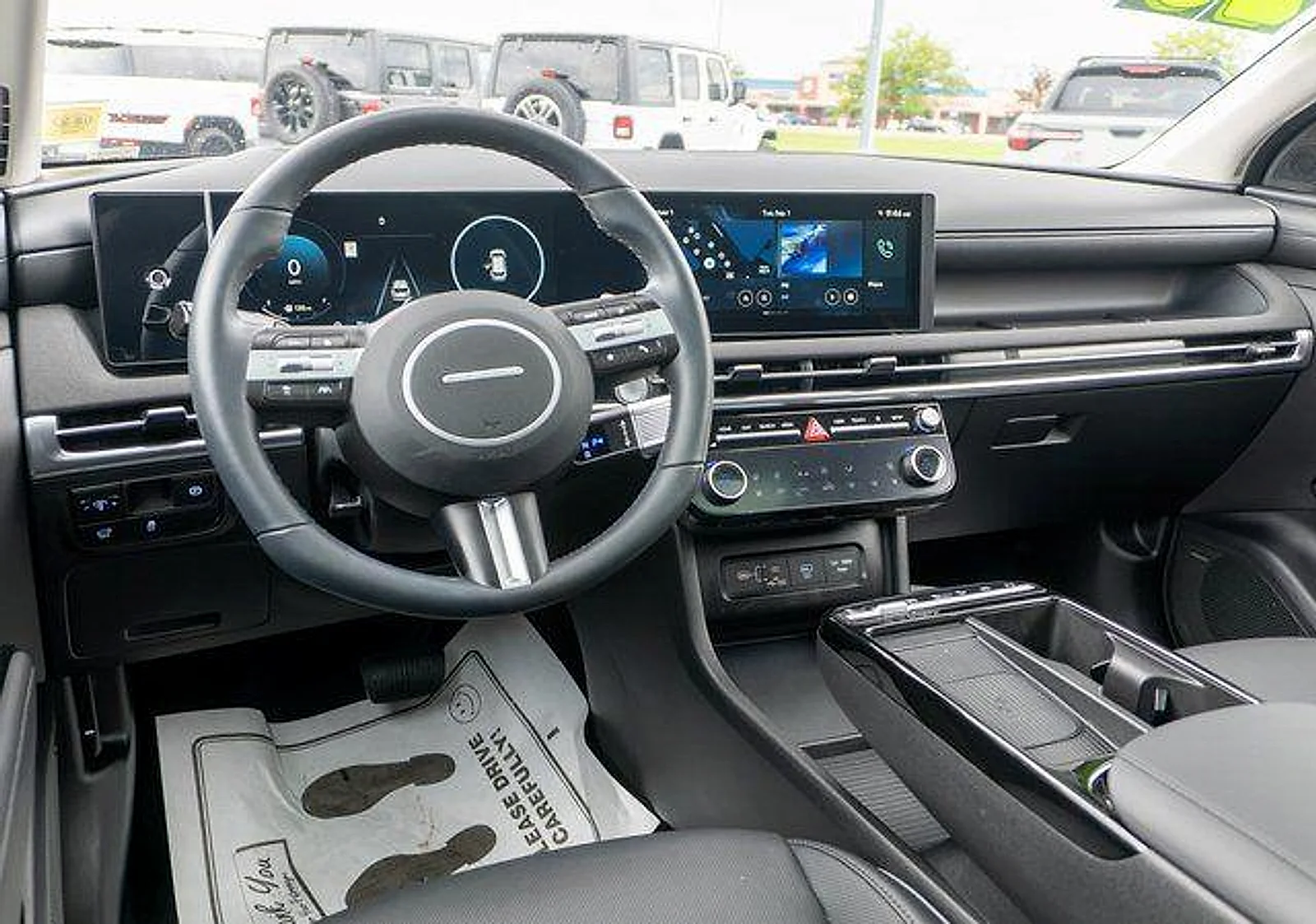 Used 2025 Shimmering Silver Hyundai Limited image 13