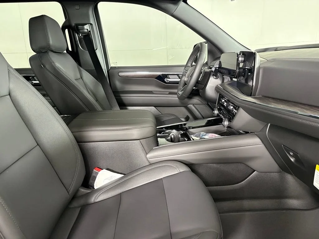 New 2026 Sterling Gray Metallic Chevrolet Z71 image 17