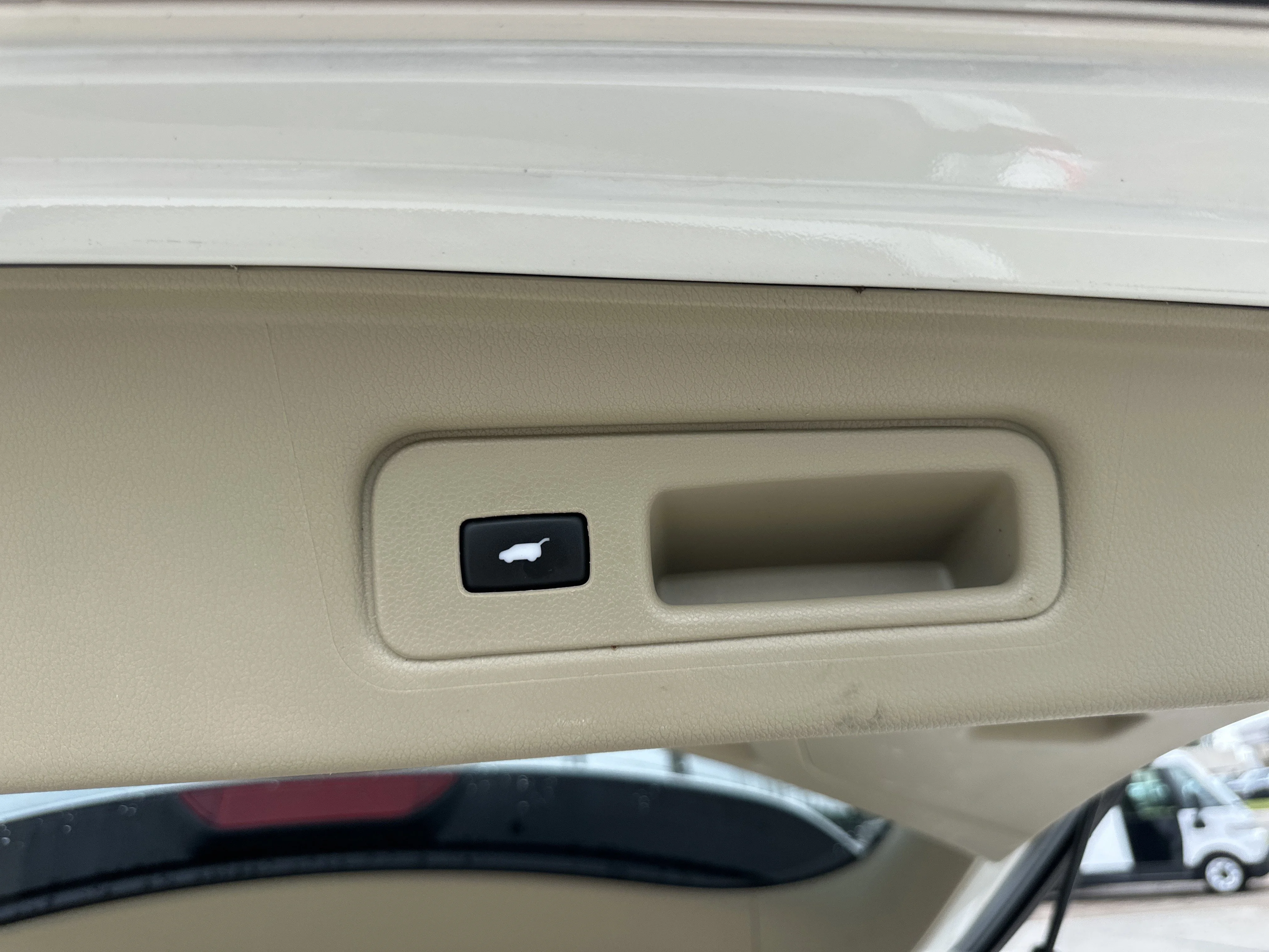 Used 2017 White Diamond Pearl Acura Advance Package image 22