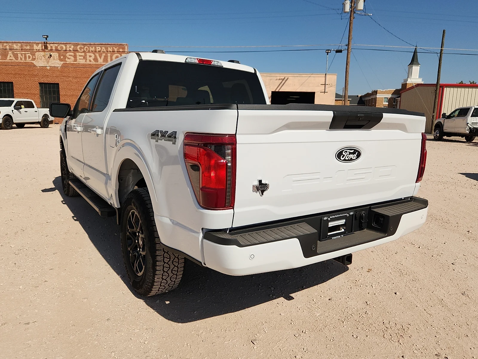 New 2026 Oxford White Ford XLT image 5