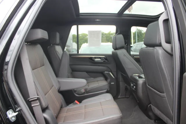 Used 2025 Black Chevrolet High Country image 35