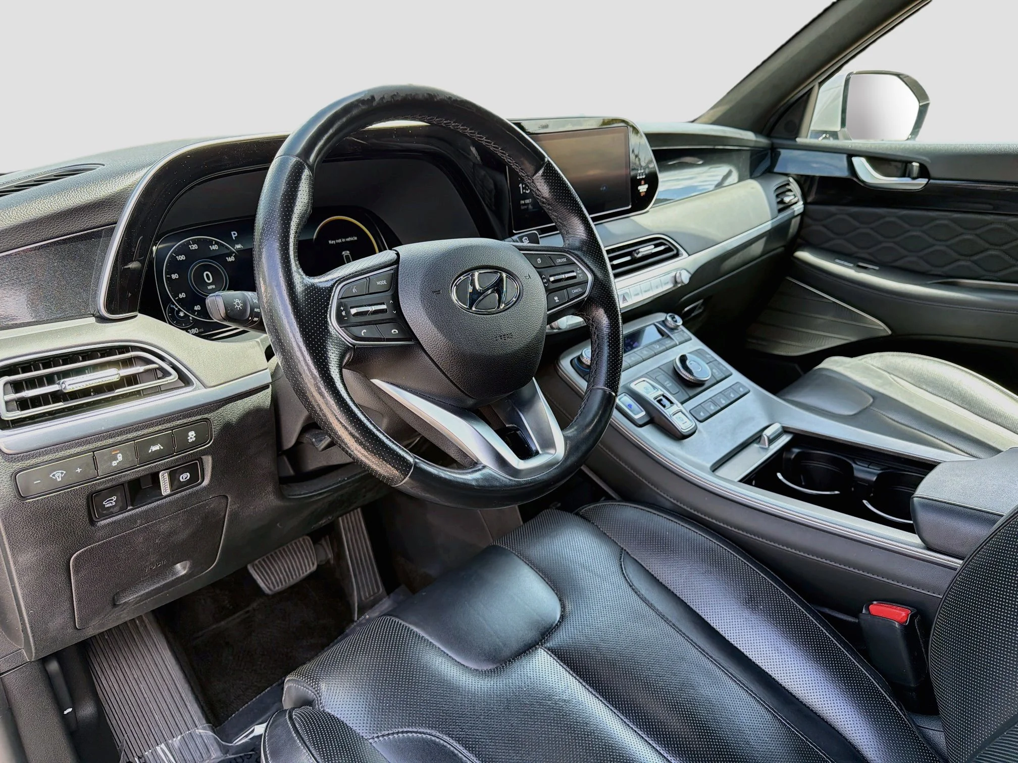 Used 2022 Typhoon Silver Hyundai Calligraphy image 28