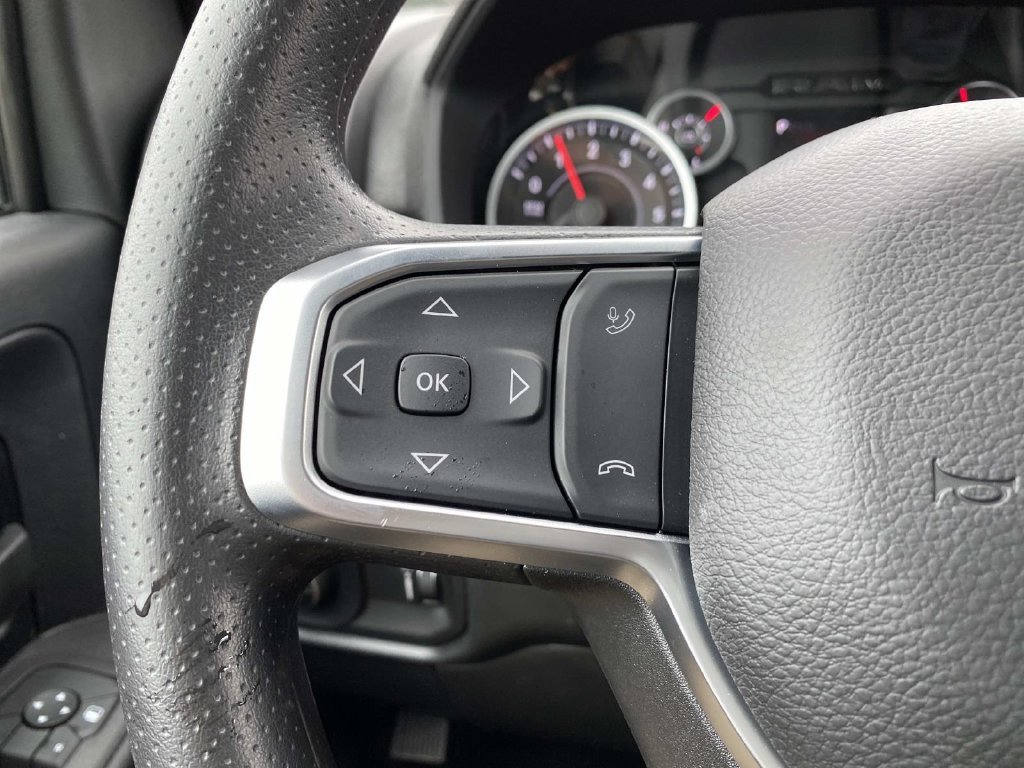 New 2027 Bright White Clear-Coat Exterior Paint RAM Tradesman image 14