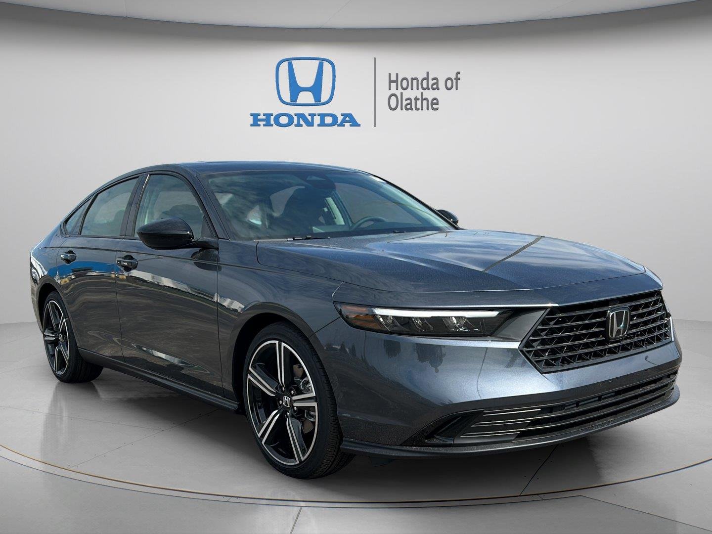 New 2026 Meteorite Gray Metallic Honda SE image 1