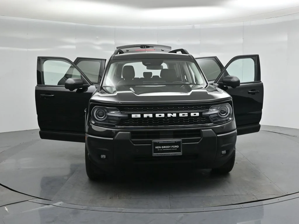 Certified Used 2025 Black Ford Outer Banks image 33