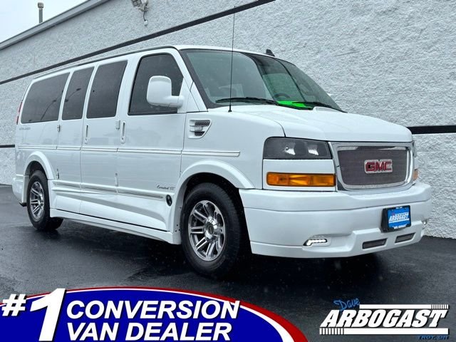 2019 GMC Savana 2500's photo
