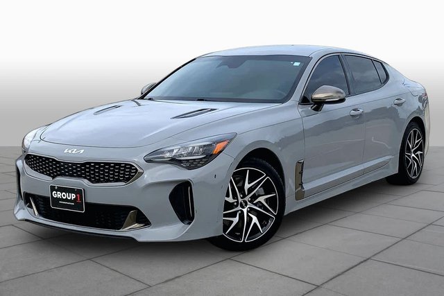 Pre-Owned 2022 Kia Stinger GT-Line AWD - Offsite Location