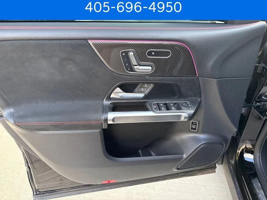 Pre-Owned 2024 Mercedes-Benz GLB 250
