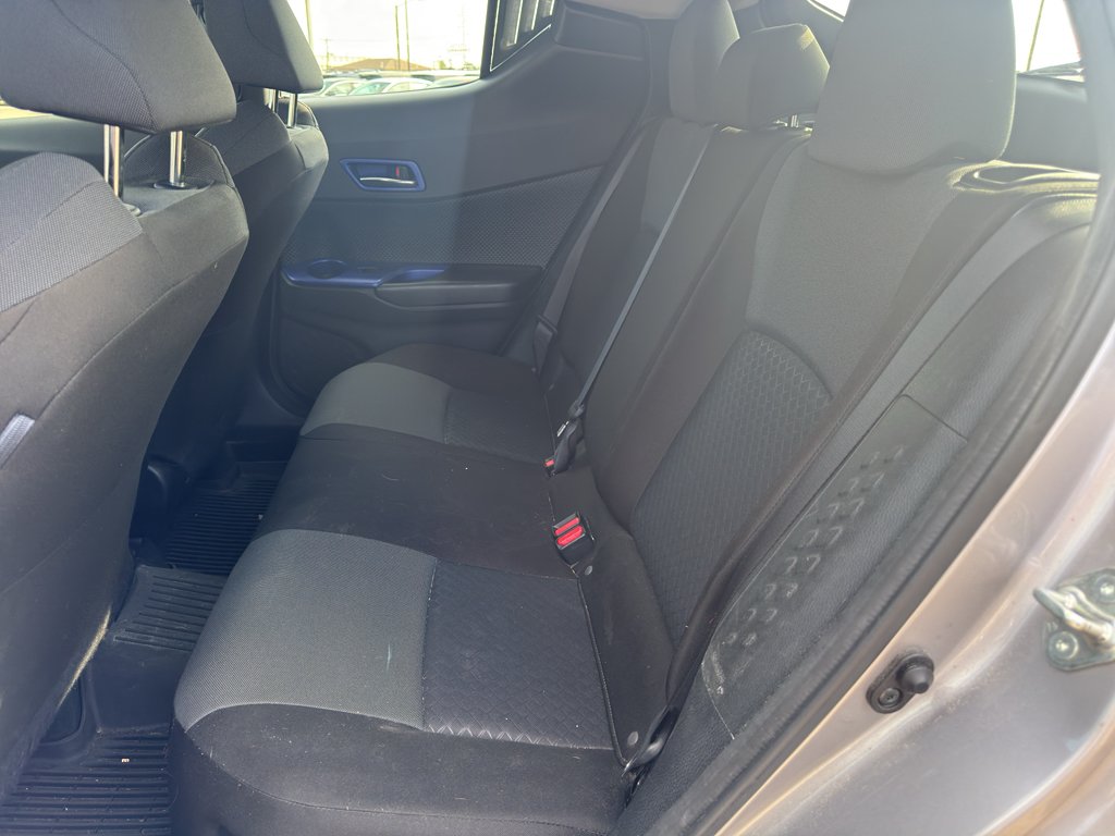 Used 2020 Silver Knockout Metallic Toyota LE image 10