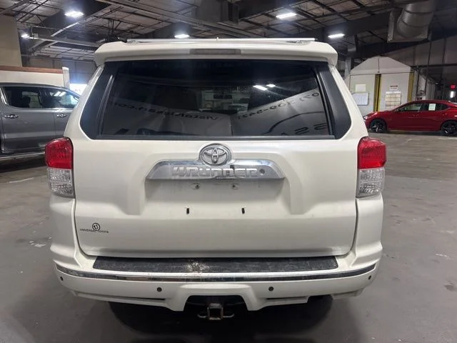 Used 2013 Blizzard Pearl Toyota SR5 image 6