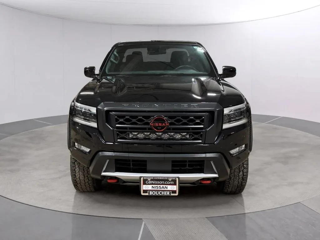 Used 2023 Super Black Nissan PRO-4X image 9