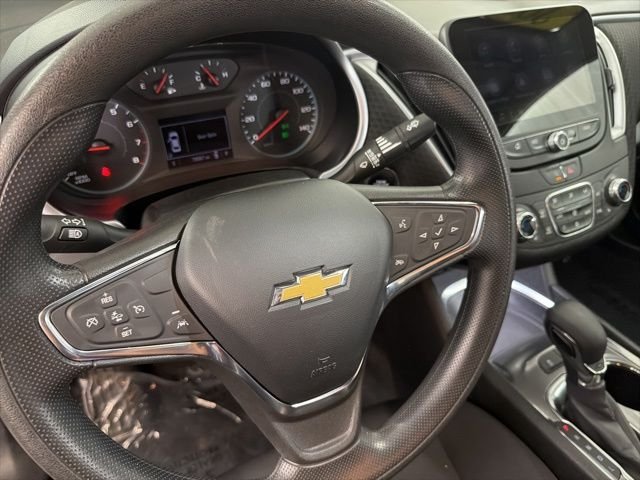 Used 2024 Mineral Gray Metallic Chevrolet LT image 33