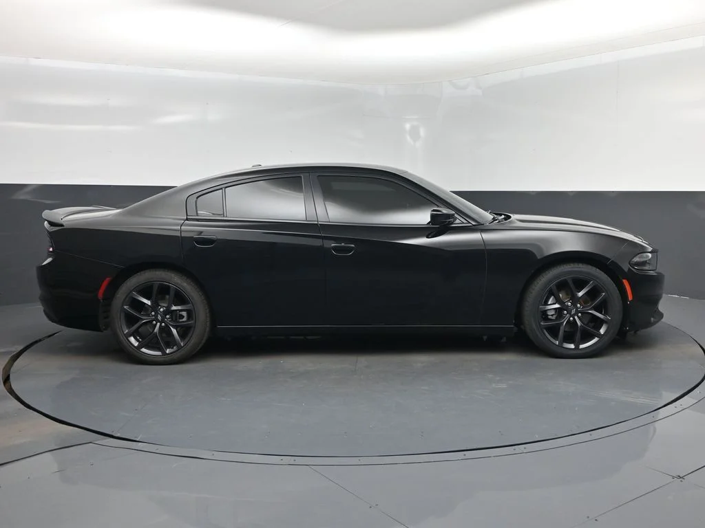 Used 2021 Black Dodge SXT image 2