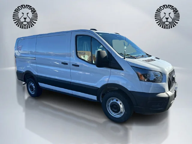 New 2026 Oxford White Ford Cargo Van image 3