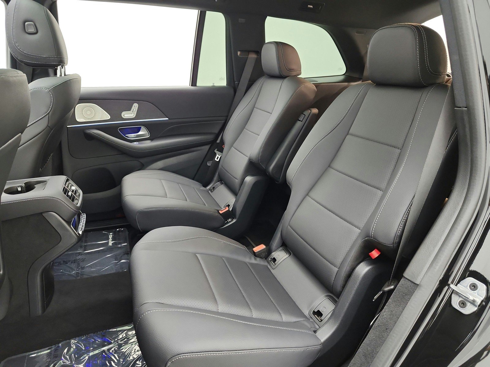 Used 2026 Obsidian Black Metallic Mercedes-Benz GLS 450 4MATIC® SUV image 22