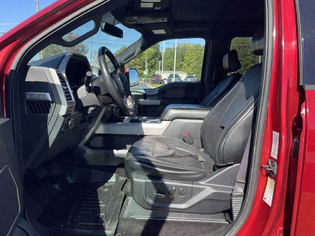 Used 2015 Red Ford Lariat image 16