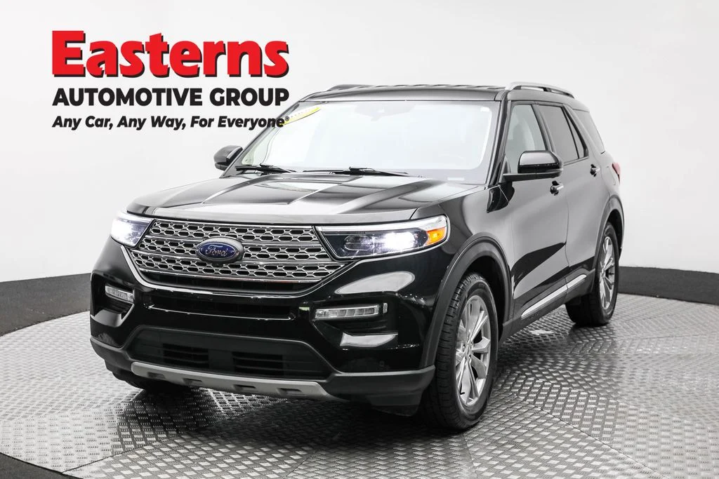 Used 2023 Black Ford Limited image 1