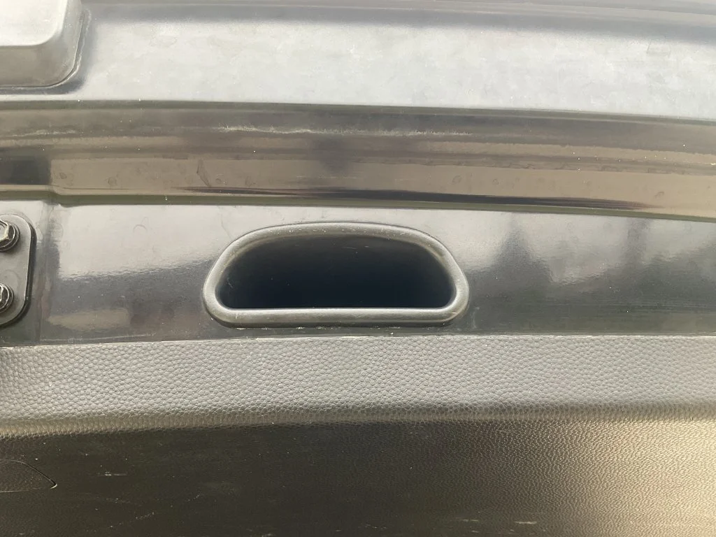 Used 2016 Black Kia Base image 10