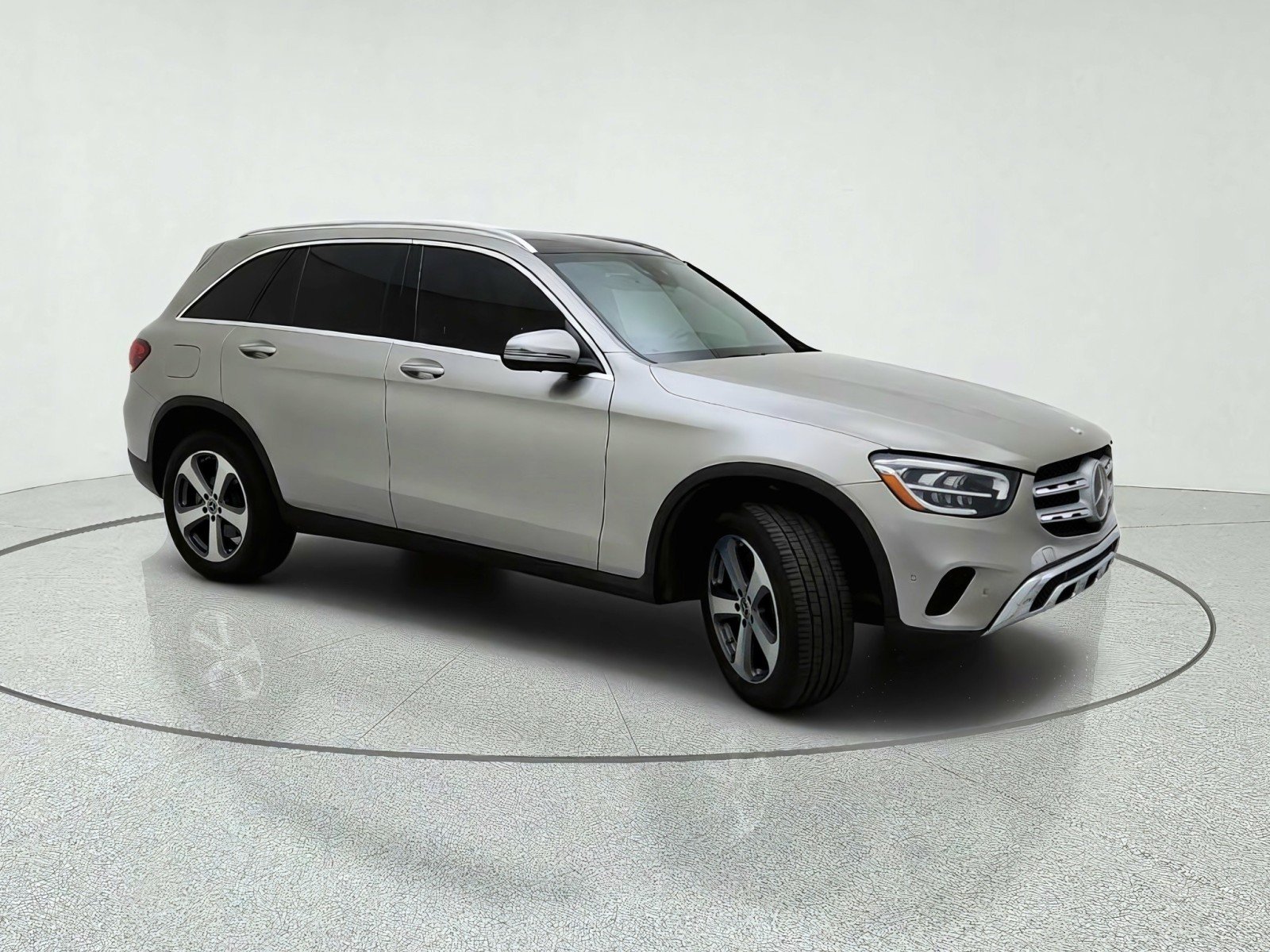 Used 2021 Mojave Silver Metallic Mercedes-Benz GLC 300 image 5