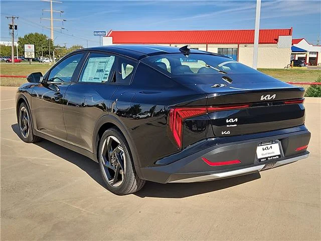 New 2027 Aurora Black KIA EX image 2