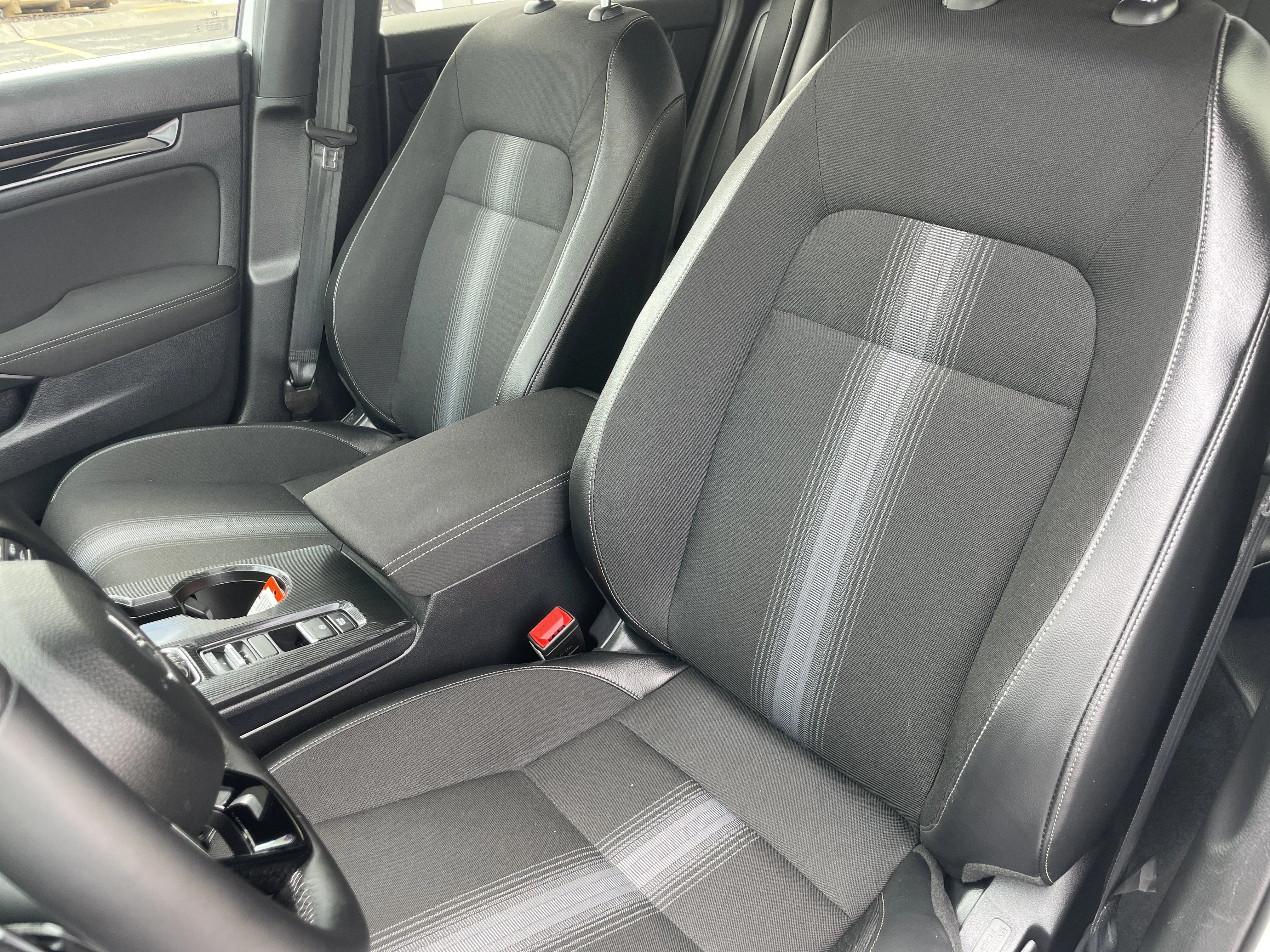 2025 Honda Civic Hatchback Sport - Photo 22