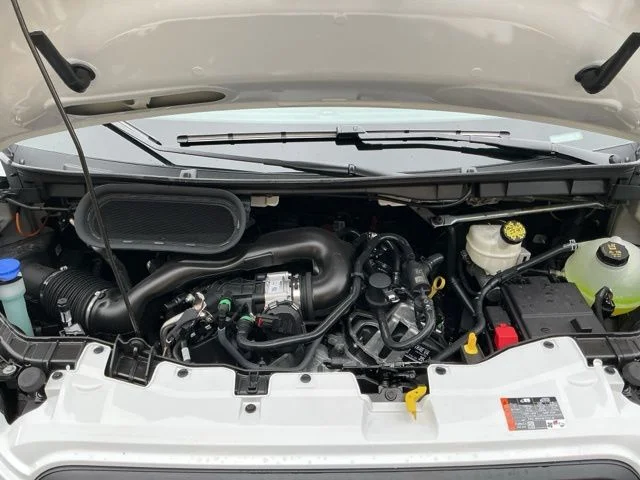 New 2026 Oxford White Ford Base image 25