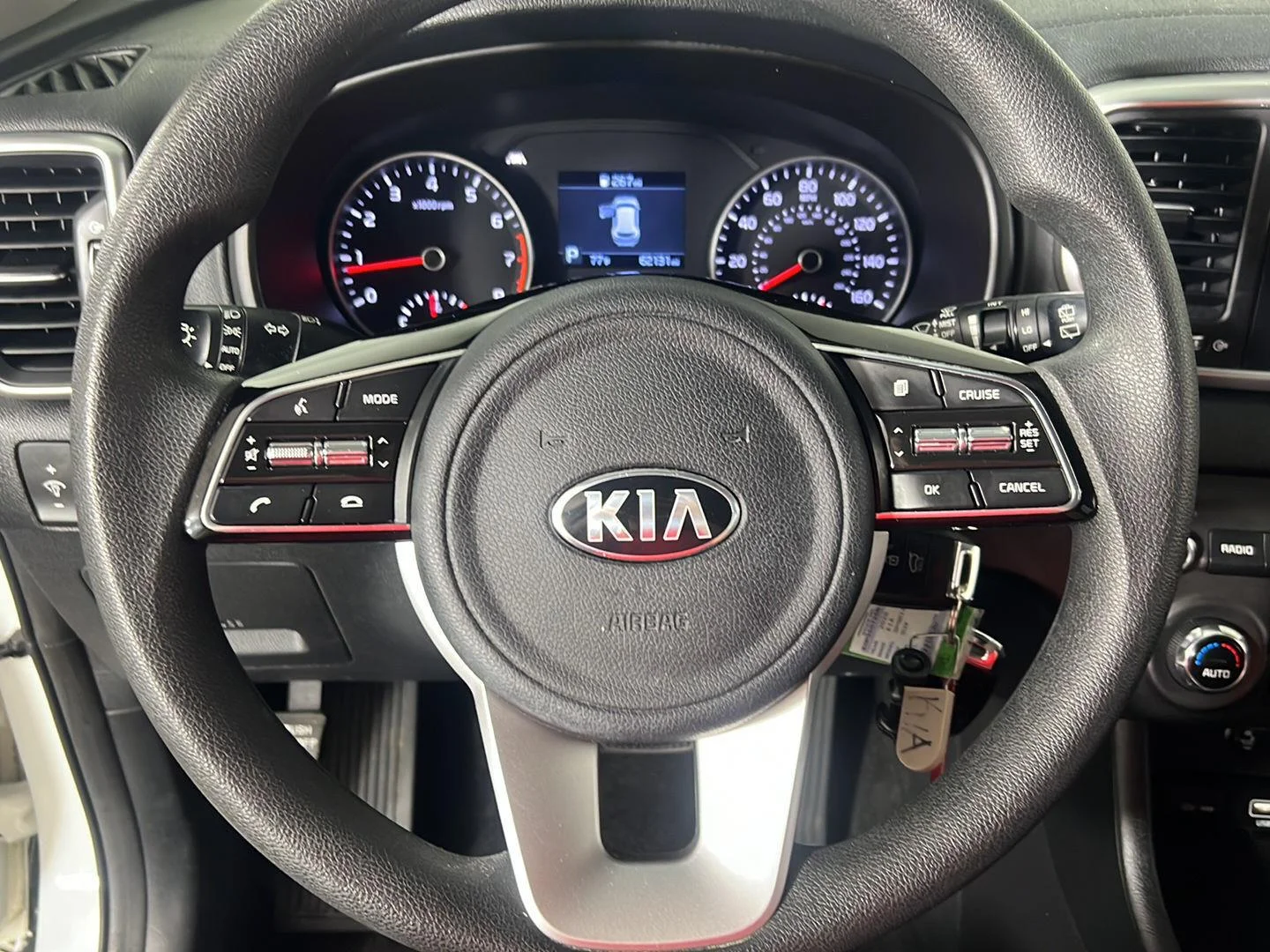 Used 2020 Clear White Kia LX image 20