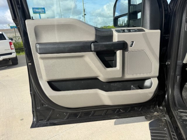 Used 2021 Black Ford XL image 23