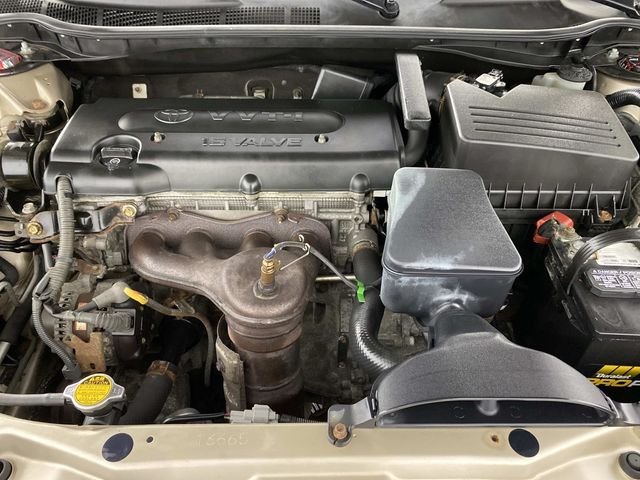 Used 2009 Beige Toyota LE image 27