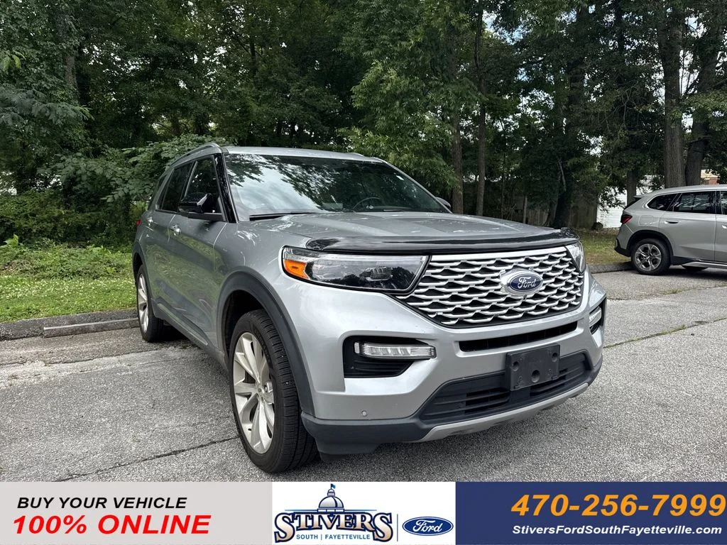 Used 2023 Silver Ford Platinum image 1