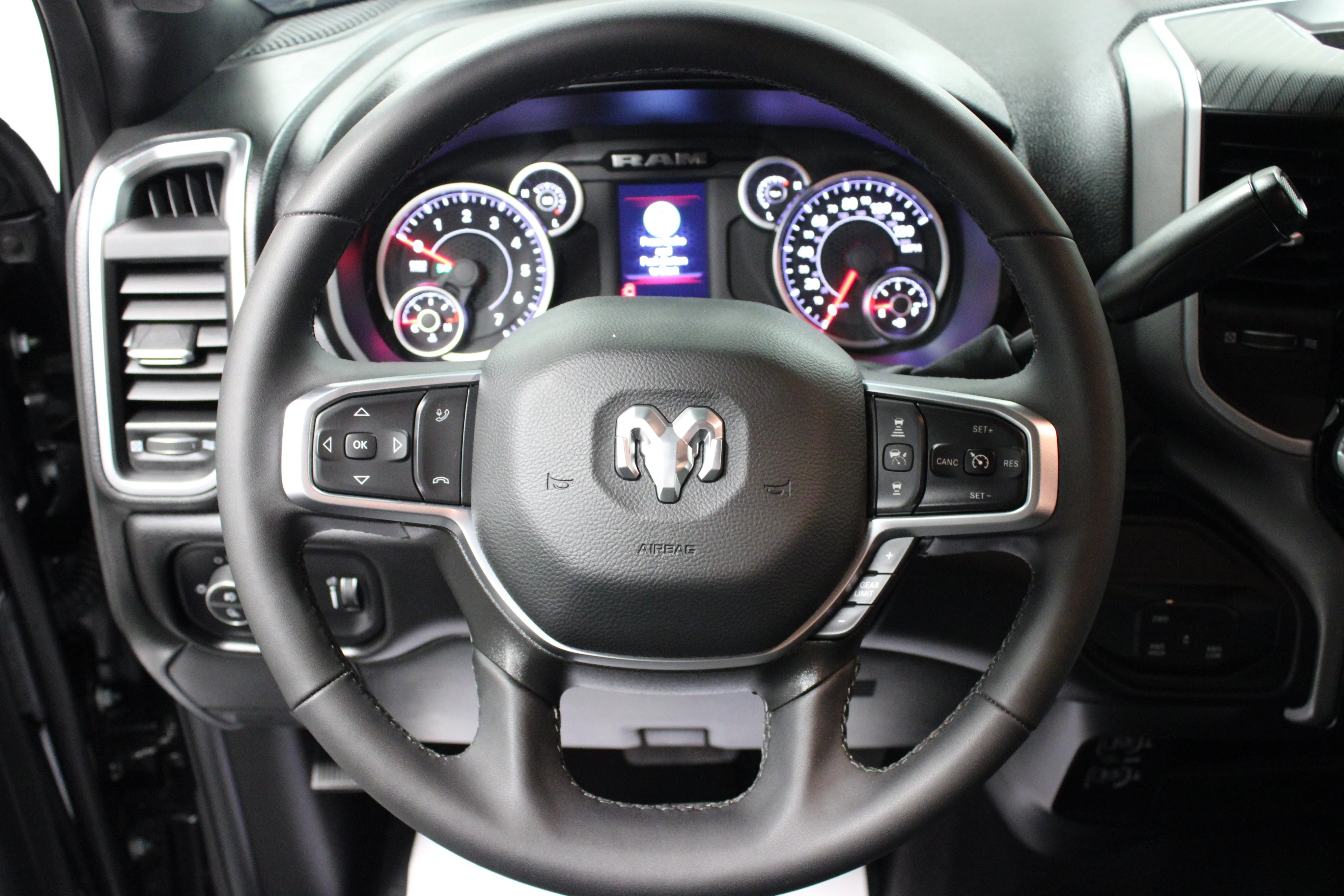 Used 2026 Diamond Black Crystal Pearlcoat Ram Big Horn image 17