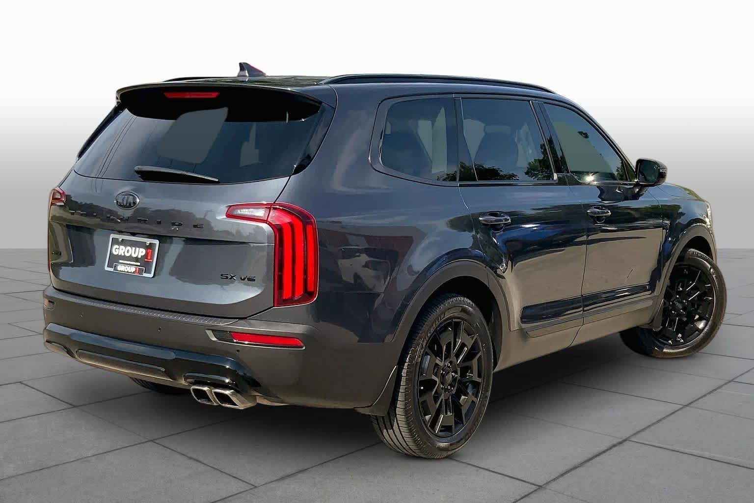 Used 2021 Gravity Grey Kia SX image 11