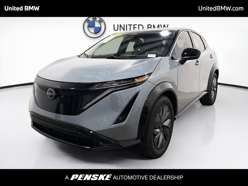 2023 Nissan Ariya Venture+ FWD's photo