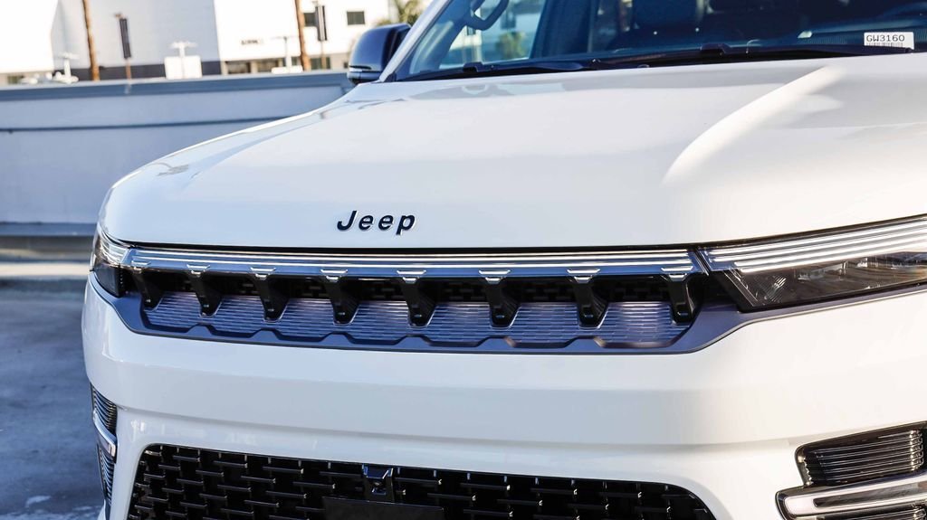 New 2026 Bright White Clearcoat Jeep Limited Reserve image 6