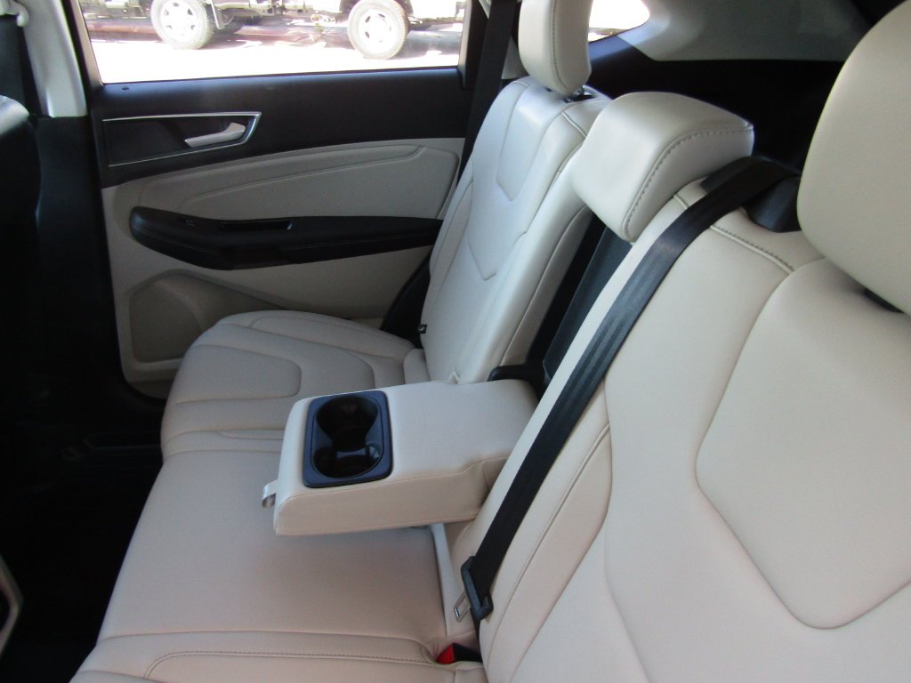 Used 2020 Silver Ford Titanium image 32