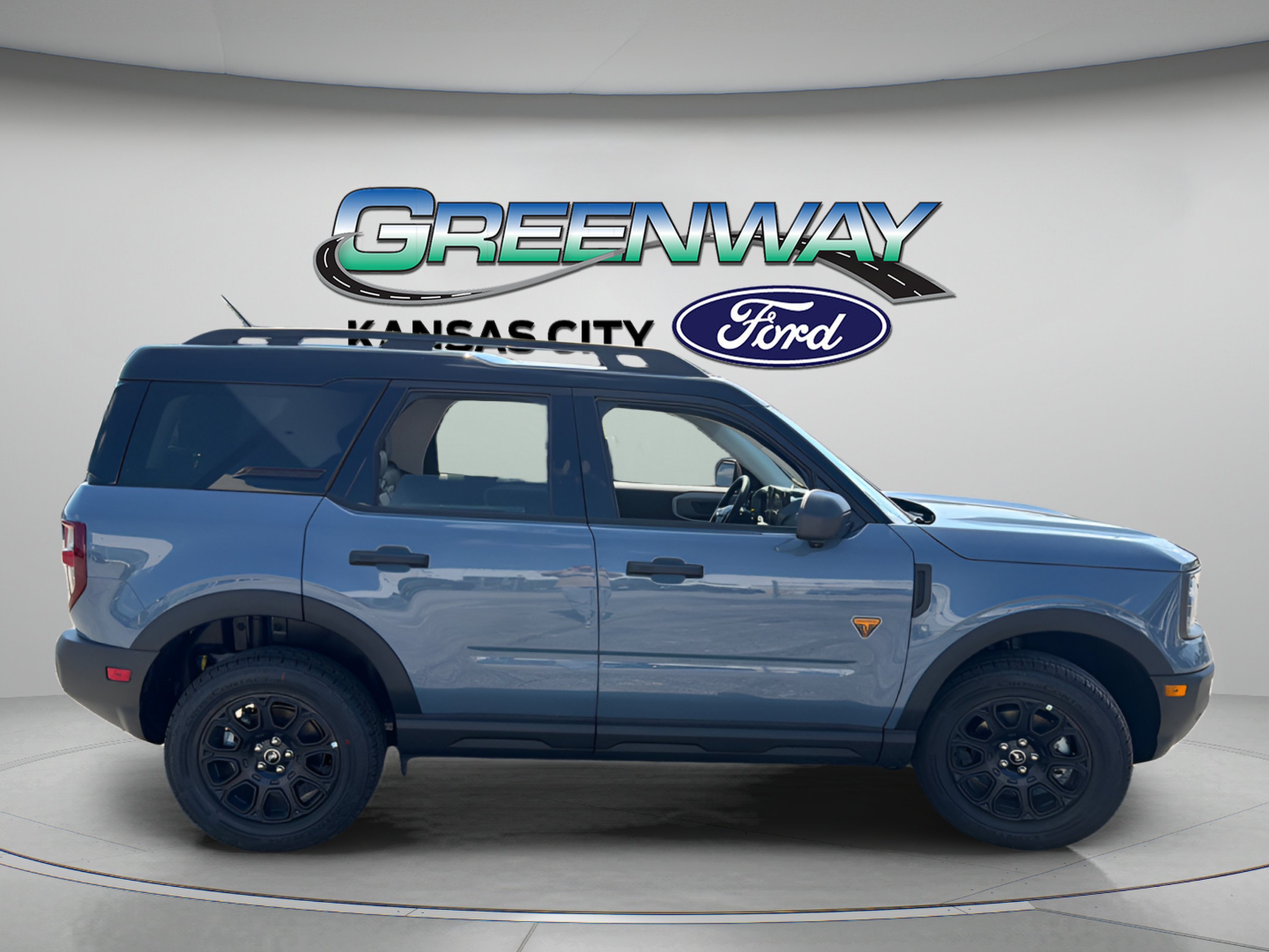 New 2026 Azure Gray Metallic Tri-Coat Ford Badlands® image 9