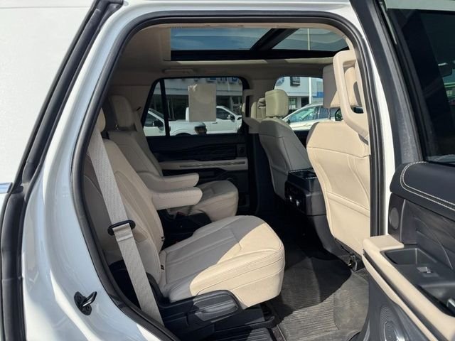 2023 Ford Expedition Platinum - Photo 10